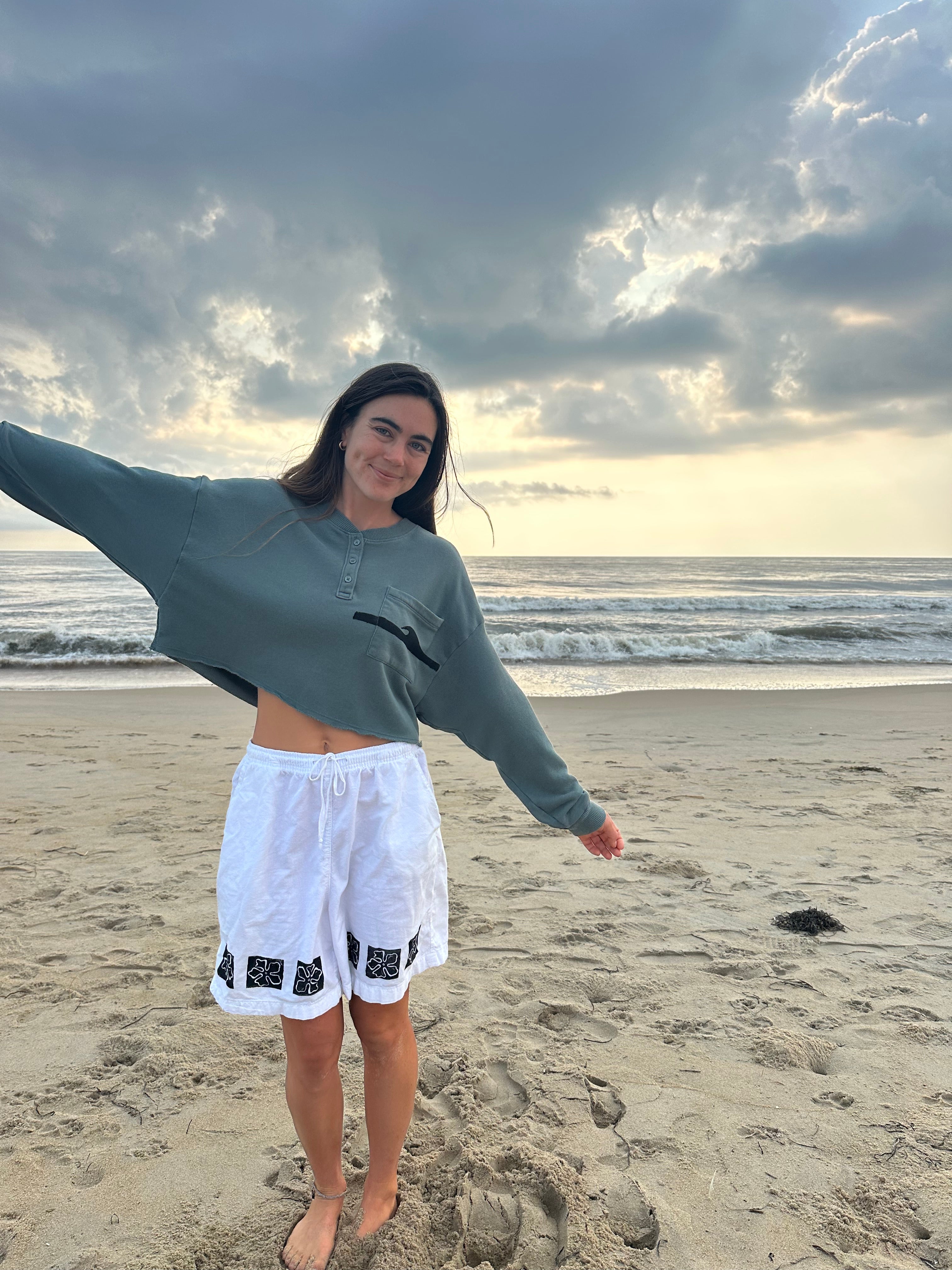 Wavy Crop