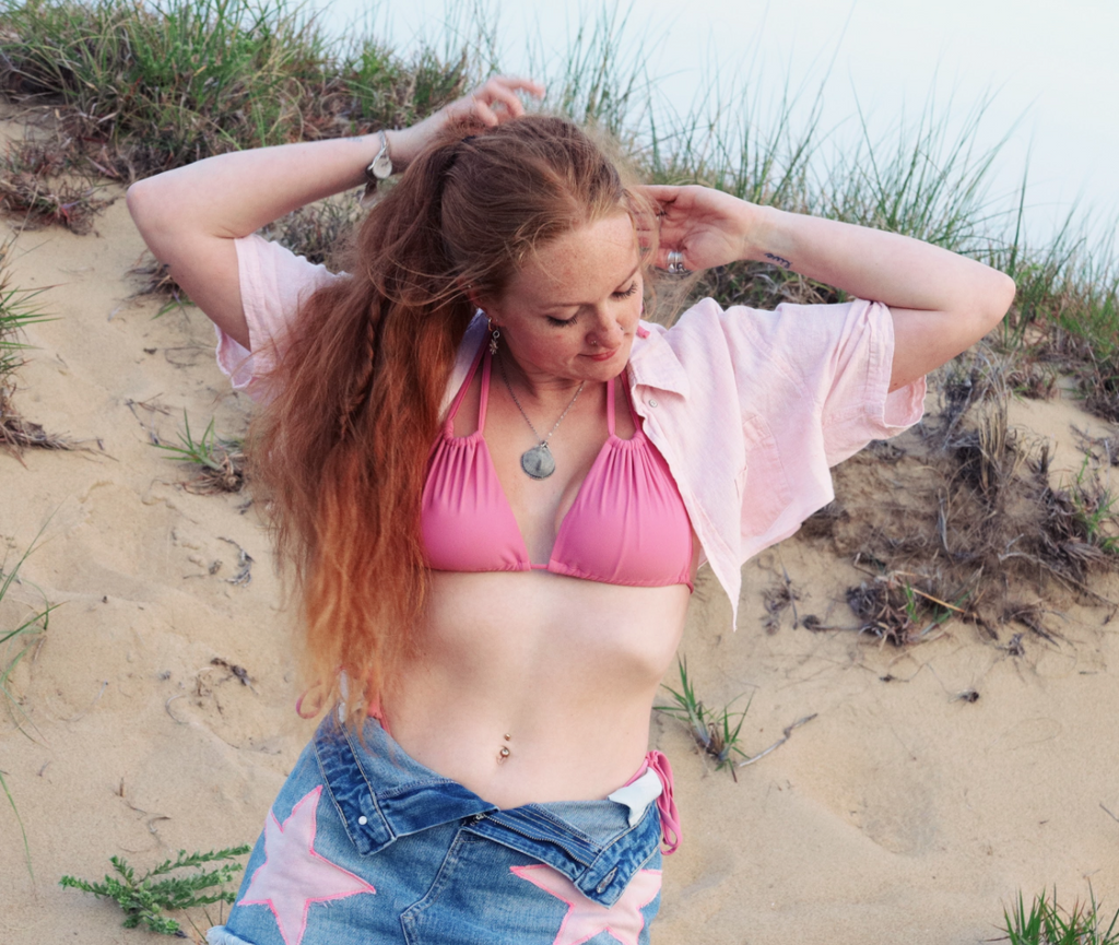 Light Pink Linen Crop Button Down
